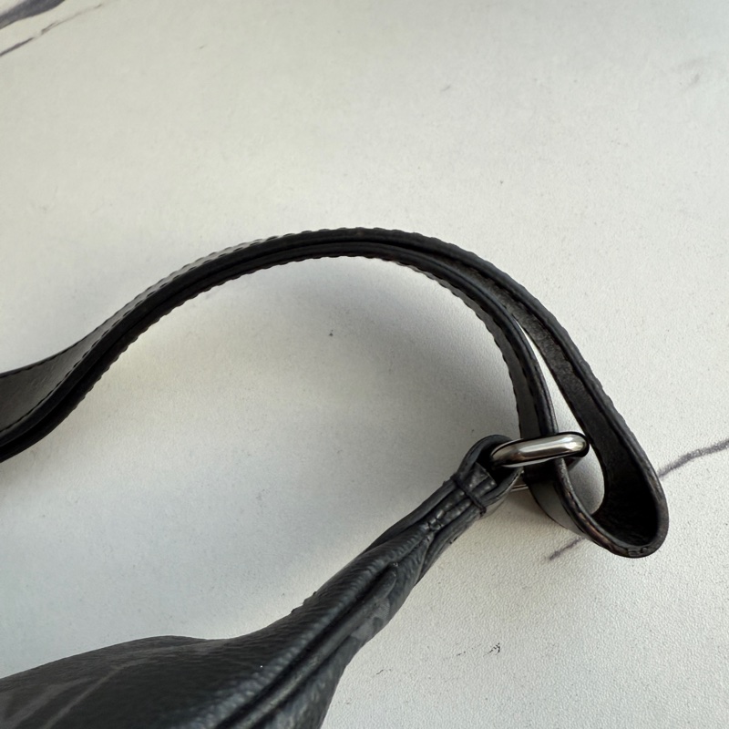 lv男生胸包 超級優惠價格-13