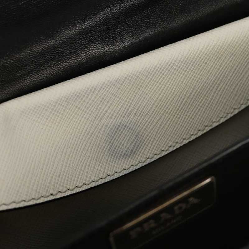 【日本直送】PRADA 單肩包 Safiano 皮革 白色 銀色 正品 147525V-26