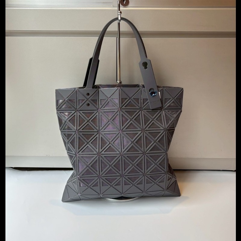 Issey Miyake BAOBAO 灰色網狀托特包 6×6（中格）-3