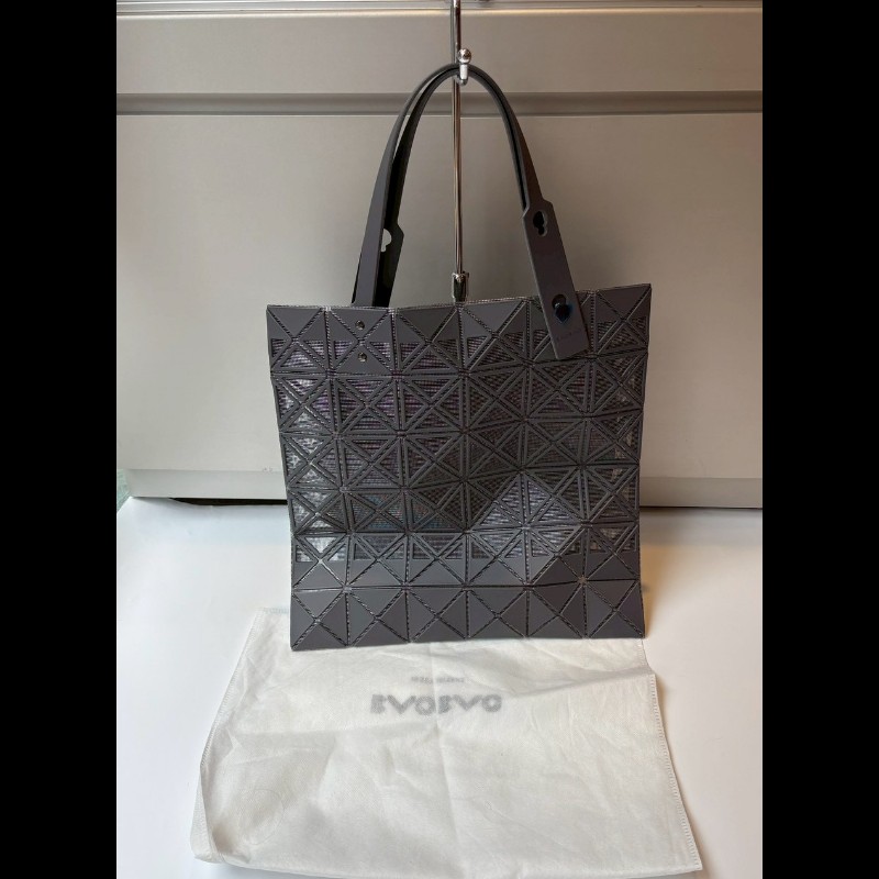 Issey Miyake BAOBAO 灰色網狀托特包 6×6（中格）-4