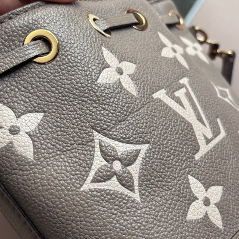 ::LOUIS VUITTON:: LV M46291 Nano Noé 斑鳩灰 雙色 Monogram Empreinte 皮革-15