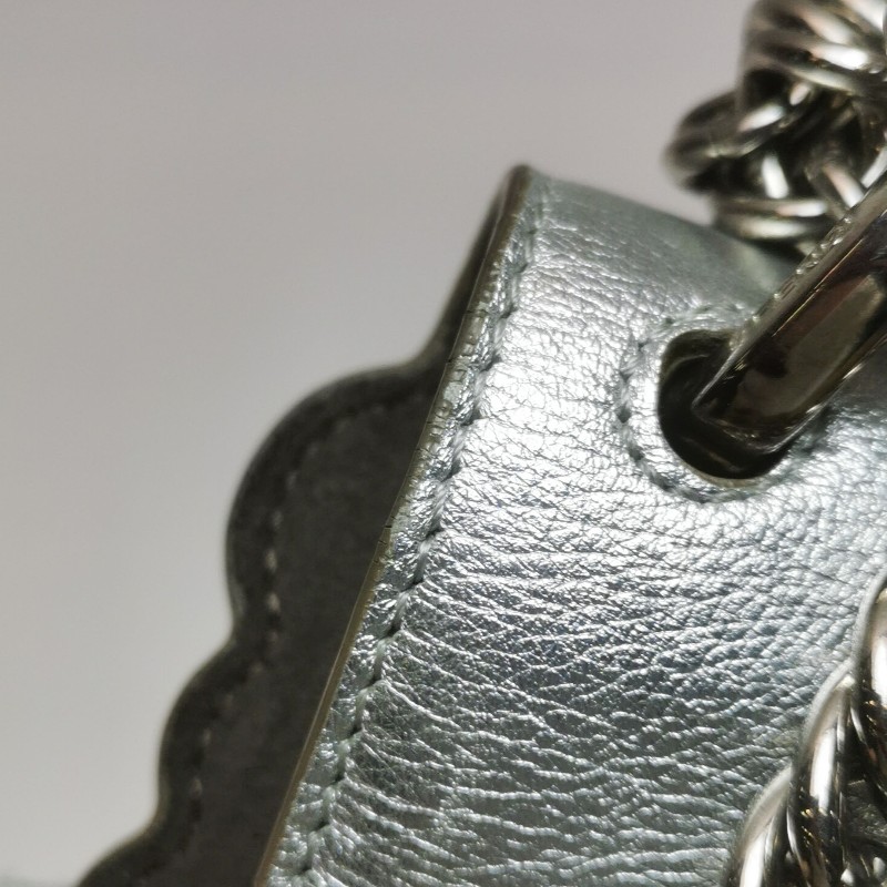 Fendi Kan I迷你牛皮鉚釘封扣單肩包-15