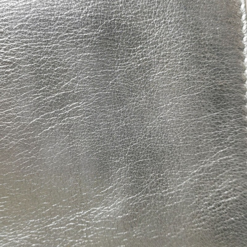 Fendi Kan I迷你牛皮鉚釘封扣單肩包-16