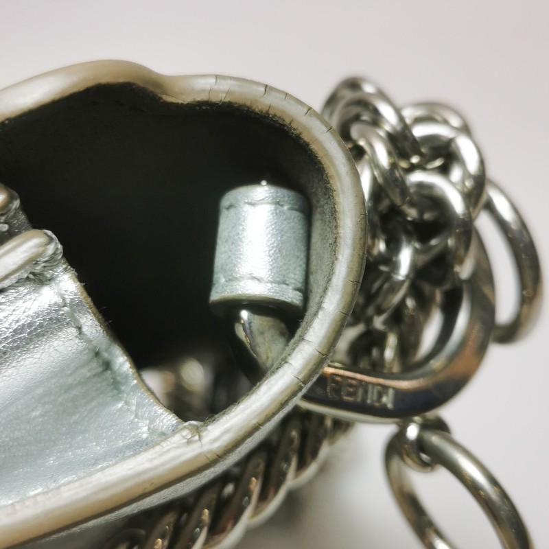 Fendi Kan I迷你牛皮鉚釘封扣單肩包-19