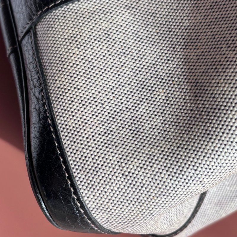 ::HERMES:: 愛馬仕熊貓色帆布/黑色Garden Party 36 銀扣 手提包-17