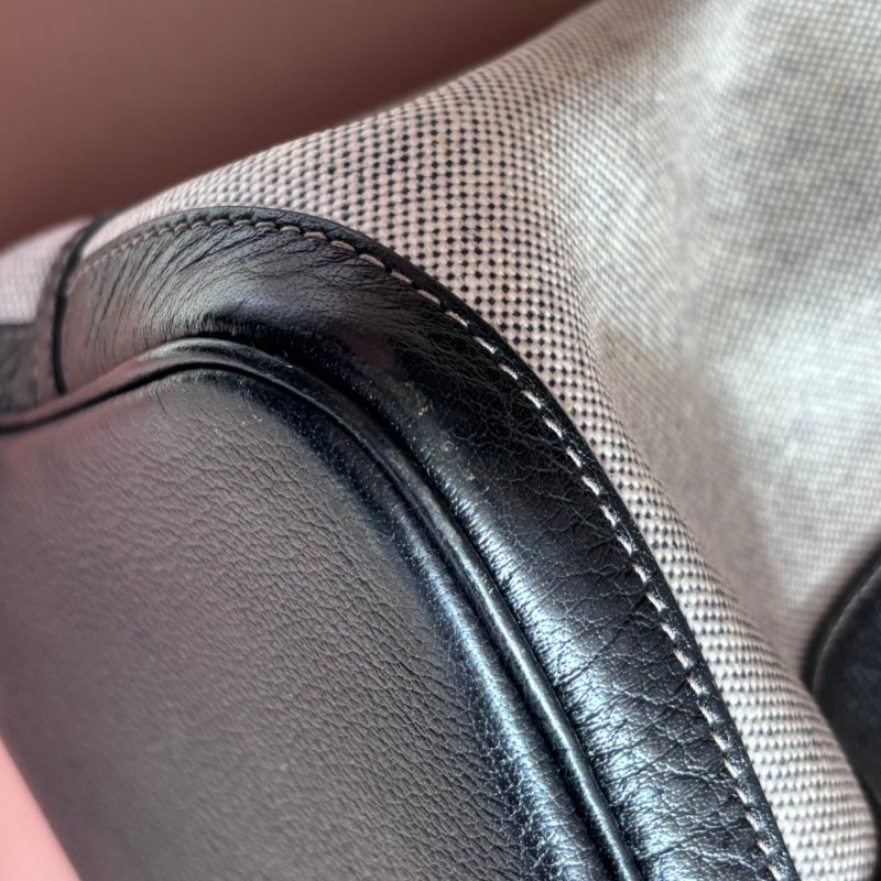 ::HERMES:: 愛馬仕熊貓色帆布/黑色Garden Party 36 銀扣 手提包-24