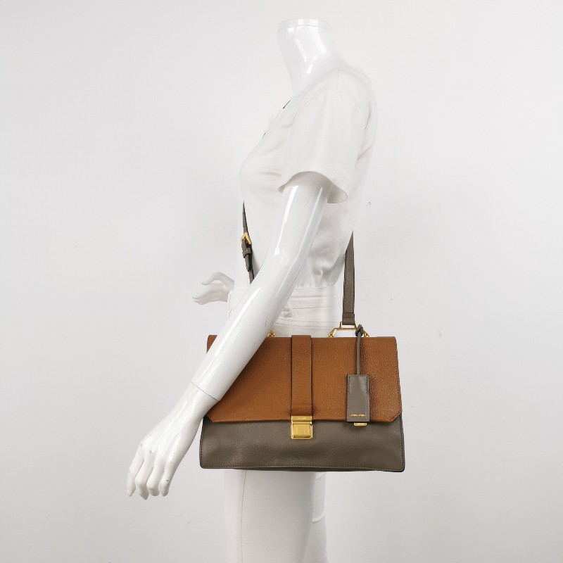 Miu Miu Madras牛皮拼色金屬扣斜挎包單肩包-1