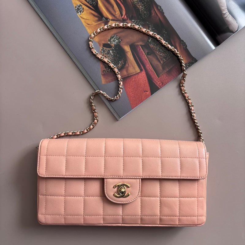 ::CHANEL:: Vintage Chocolate Bar 冰塊格粉膚色腋下鏈包 冰格包 冰塊包-0