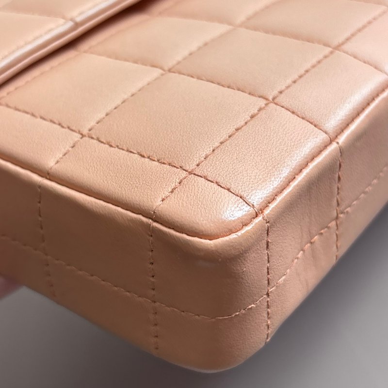 ::CHANEL:: Vintage Chocolate Bar 冰塊格粉膚色腋下鏈包 冰格包 冰塊包-12