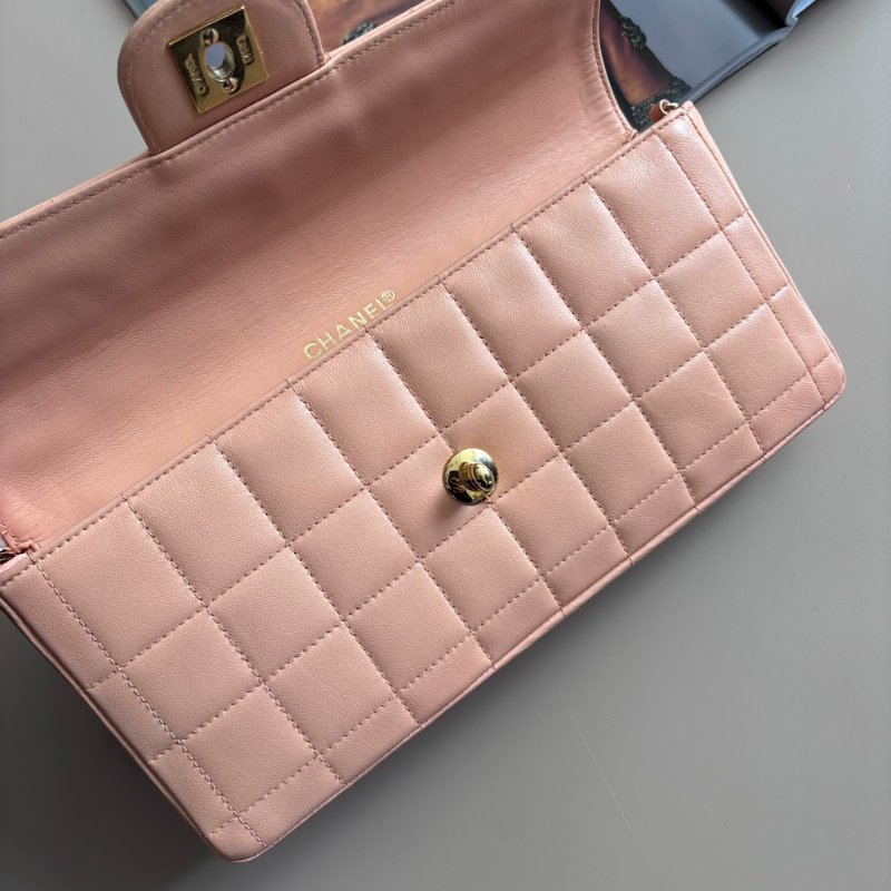 ::CHANEL:: Vintage Chocolate Bar 冰塊格粉膚色腋下鏈包 冰格包 冰塊包-21