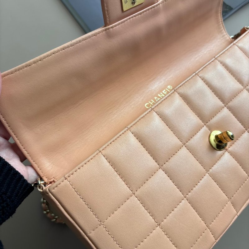 ::CHANEL:: Vintage Chocolate Bar 冰塊格粉膚色腋下鏈包 冰格包 冰塊包-22