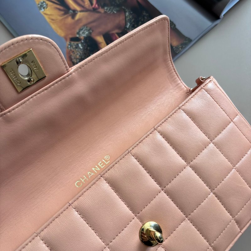 ::CHANEL:: Vintage Chocolate Bar 冰塊格粉膚色腋下鏈包 冰格包 冰塊包-23