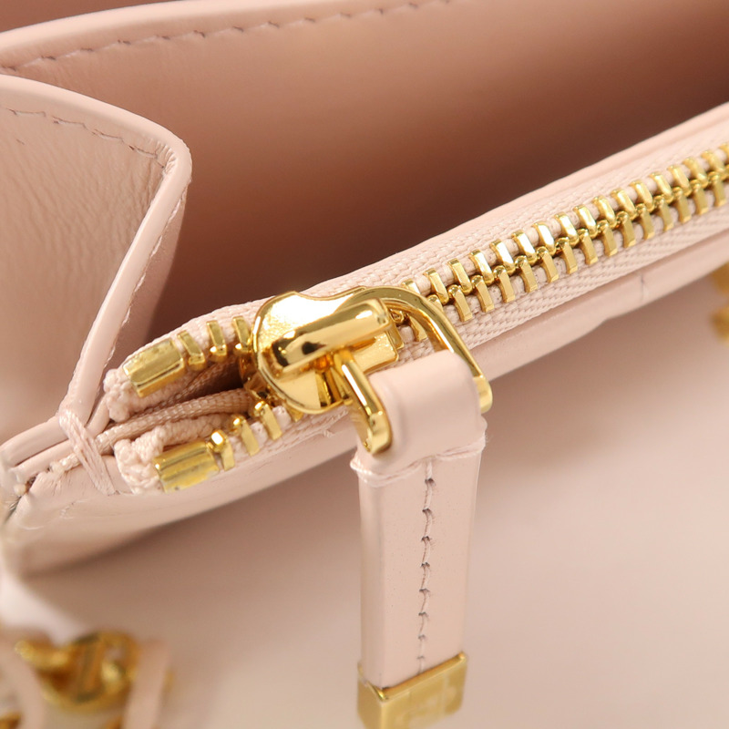 Dior 羊皮皮革Miss Caro金扣鏈帶肩背袋-15