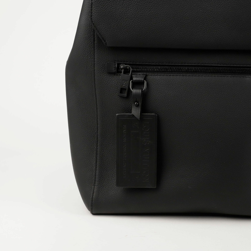 LOUIS VUITTON M21367 Fastline 背包-1