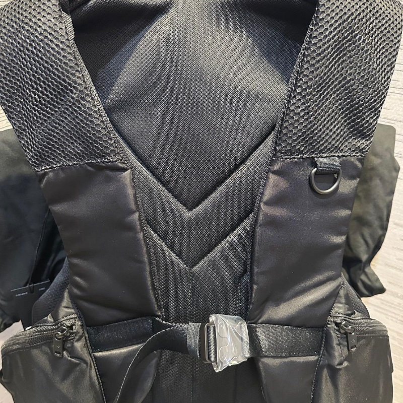 💎Han's house精品服飾💎Y-3 防水 尼龍 後背包 Y3 現貨 原價16700-4