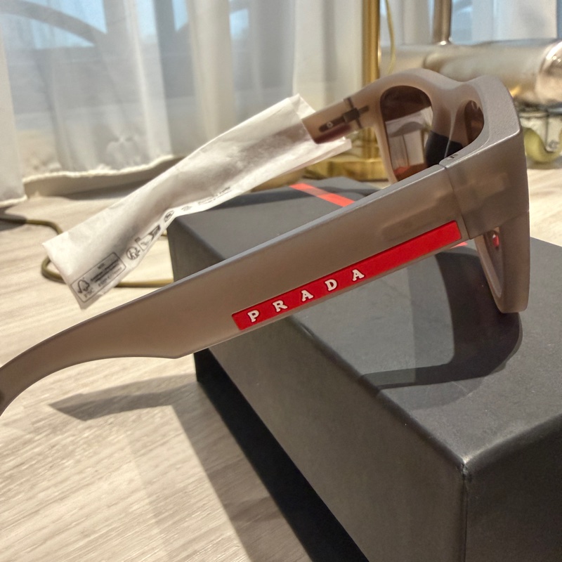 Prada 棕色墨镜🕶️全新🤎10月购入🤎大赔售-5
