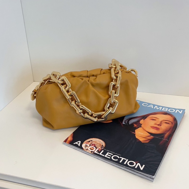 BV薑黃色金鏈雲朵包-0