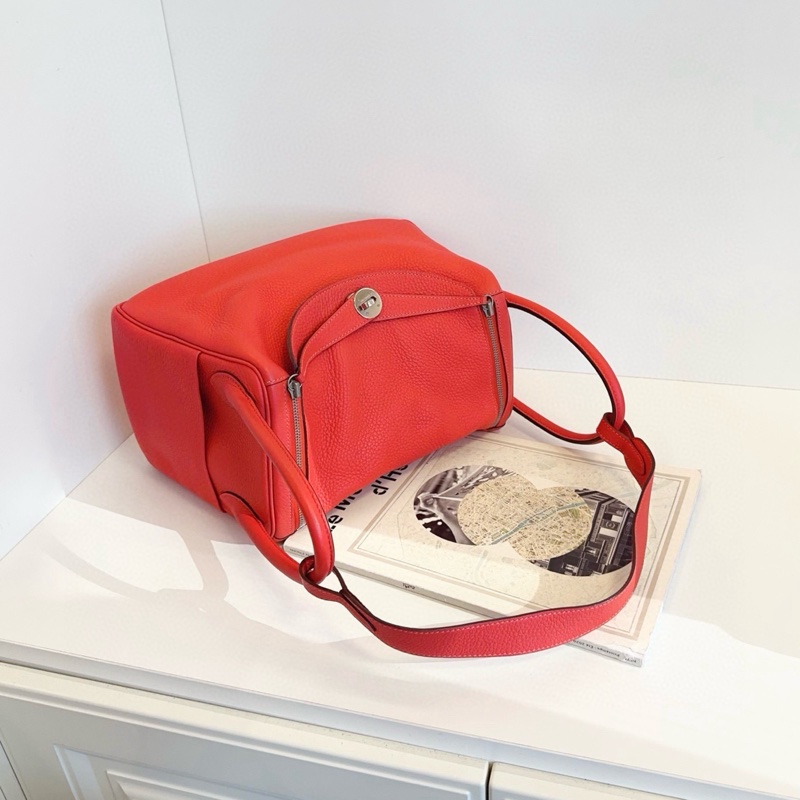 Hermès Lindy 30 朱砂紅銀扣-3