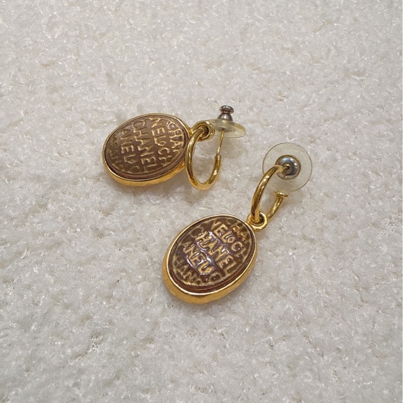 CHANEL 金勾圓形立體字母耳環-6