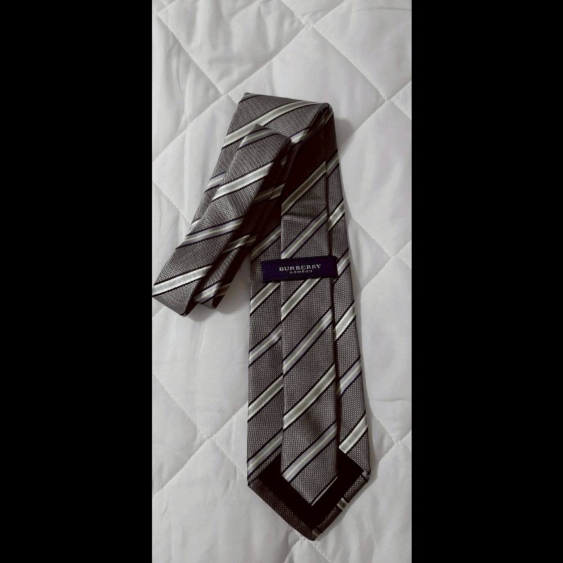 （日本製MIJ）BURBERRY博柏利 LONDON 銀灰斜紋絲質領帶-1