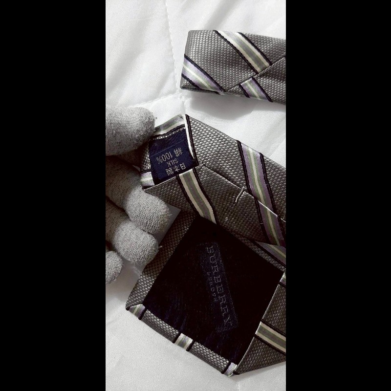（日本製MIJ）BURBERRY博柏利 LONDON 銀灰斜紋絲質領帶-4