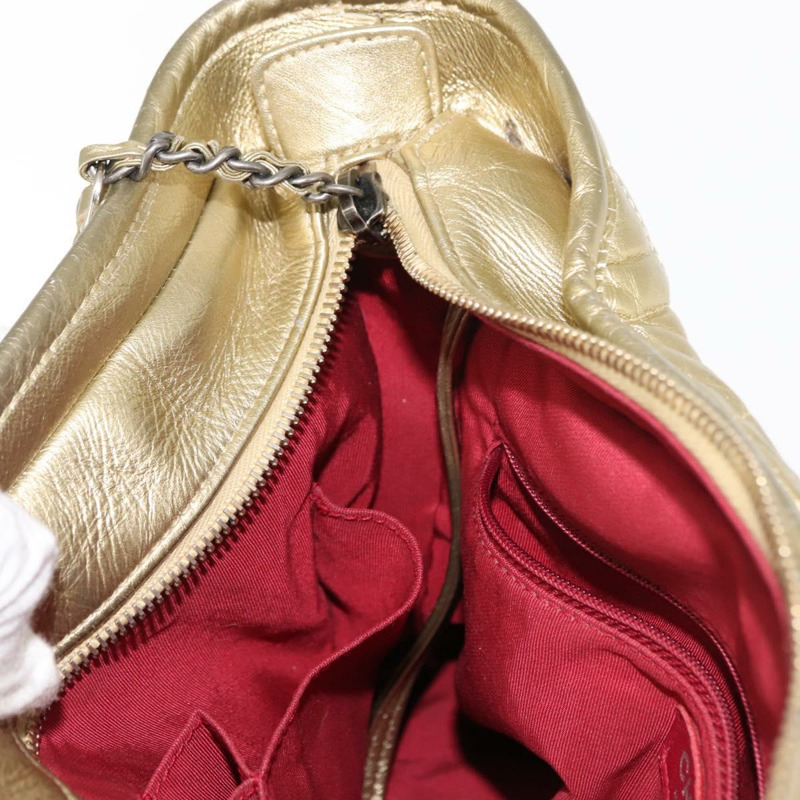 【日本直送】香奈兒肩背包 皮革 金銀 CC 標誌 正品 146160-19