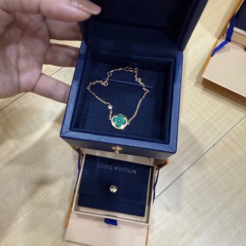 Lv Q95546  Color Blossom BB Sun 手鍊 - 配玫瑰K金、孔雀石及鑽石