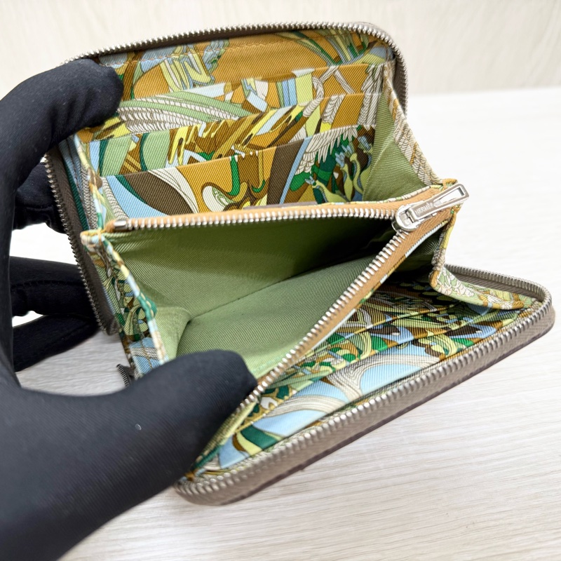 HERMES18大象灰Epsom皮叢林絲巾短夾-6