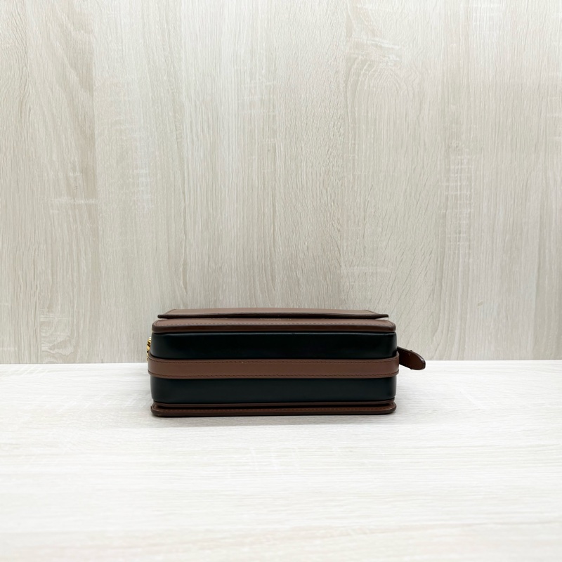 BURBERRY棕色拚黑邊牛皮GRACE下蓋肩側背包8012004-4