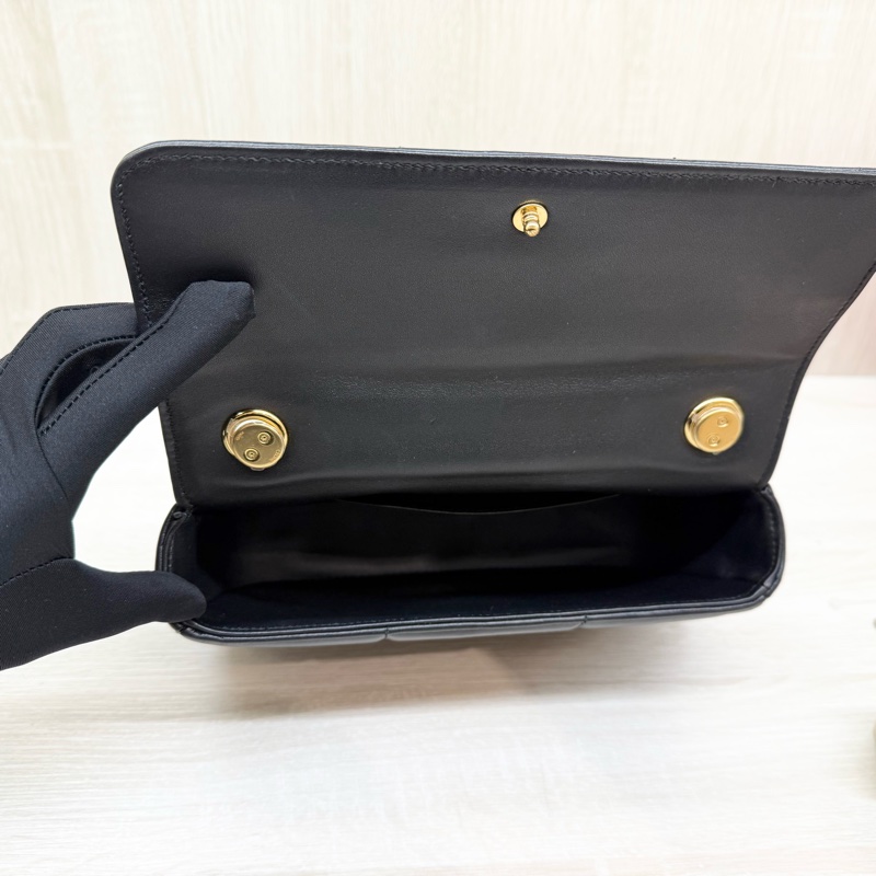 CELINE黑金牛皮MATELASSE MONOCHROME肩背鏈包-7