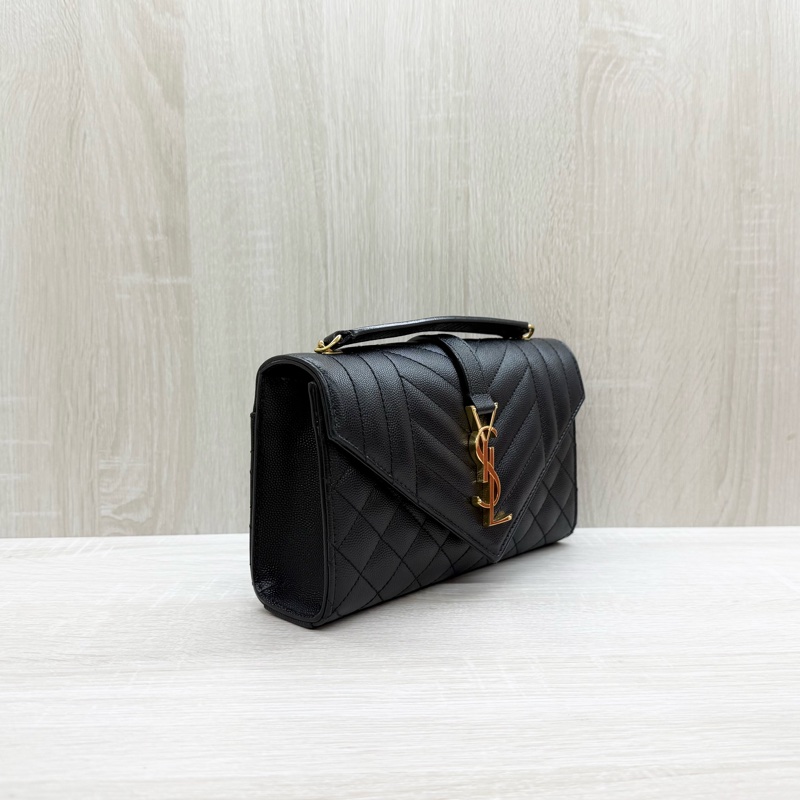 YSL黑金釦粒面牛皮菱格斜紋側背包小號Envelope/6001950-3