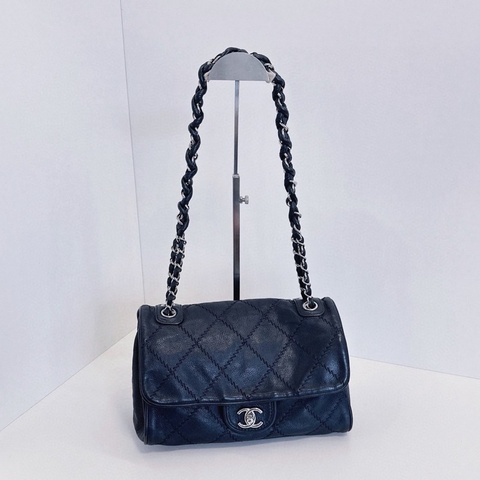 Chanel深藍霧面牛皮CF