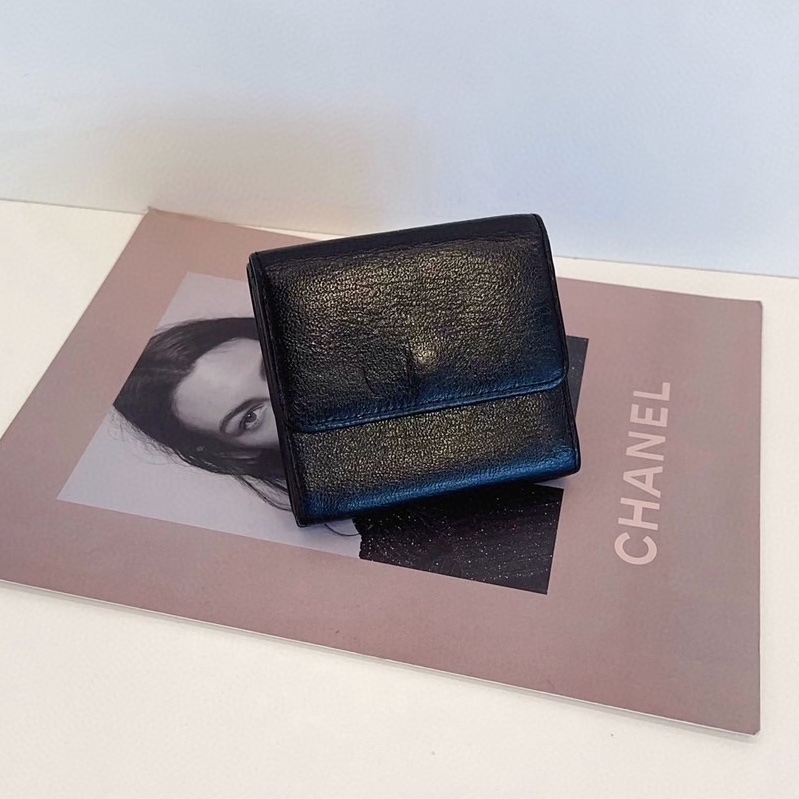 Chanel黑金三折雙層短夾-1