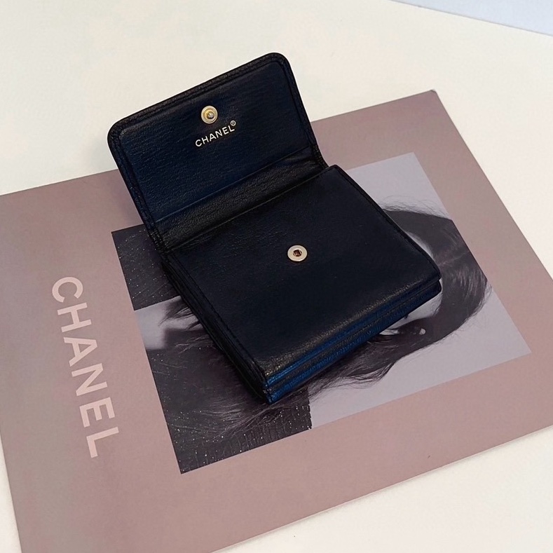 Chanel黑金三折雙層短夾-3