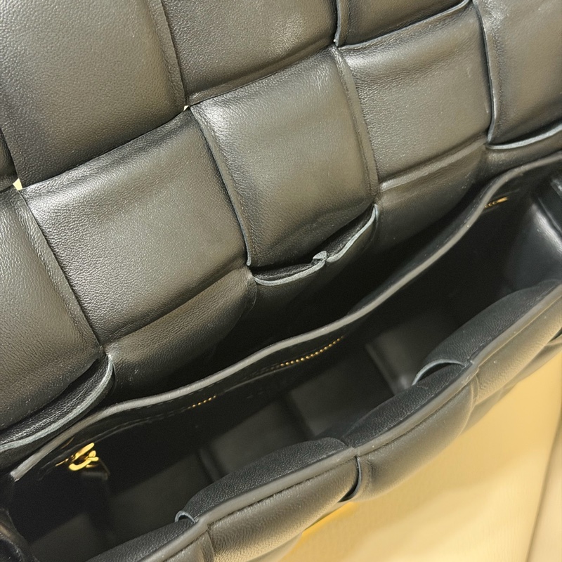 BOTTEGA VENETA編織包 枕頭包 正品最便宜-5
