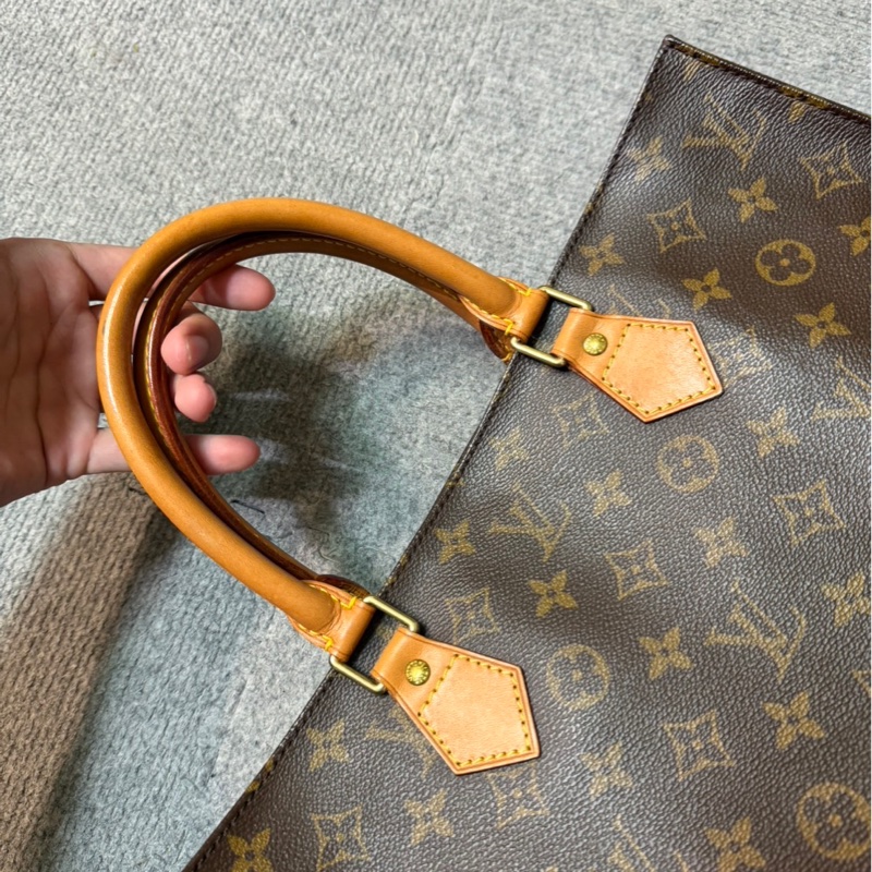 🏷️ Louis Vuitton 手拿包-10