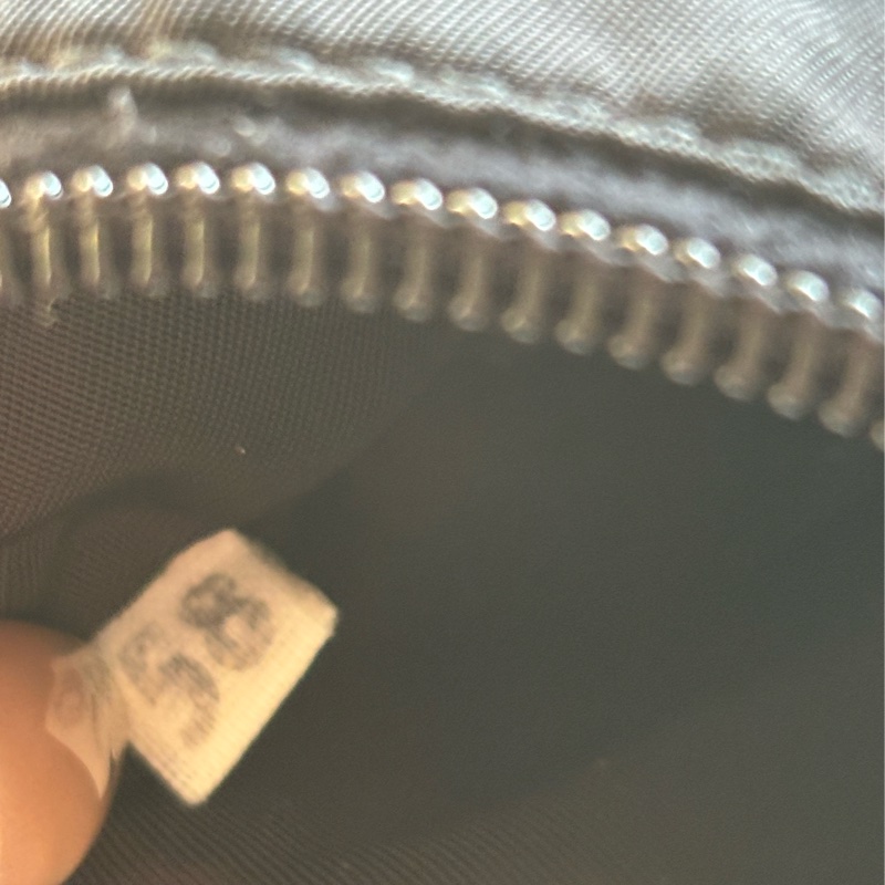 🏷️ Prada mini帆船包-11