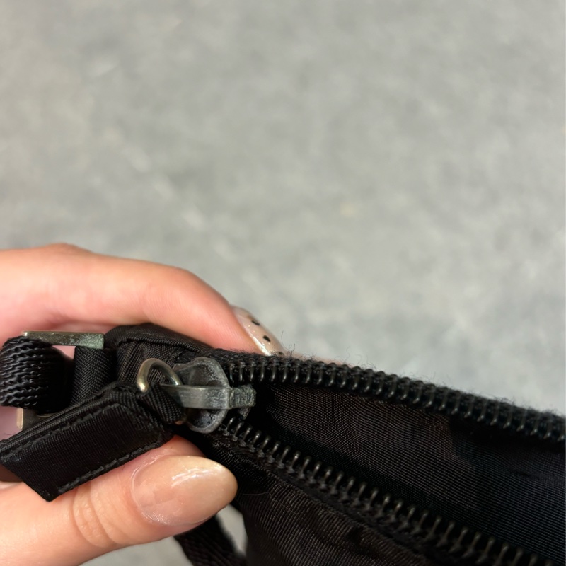 🏷️ Prada mini帆船包-19