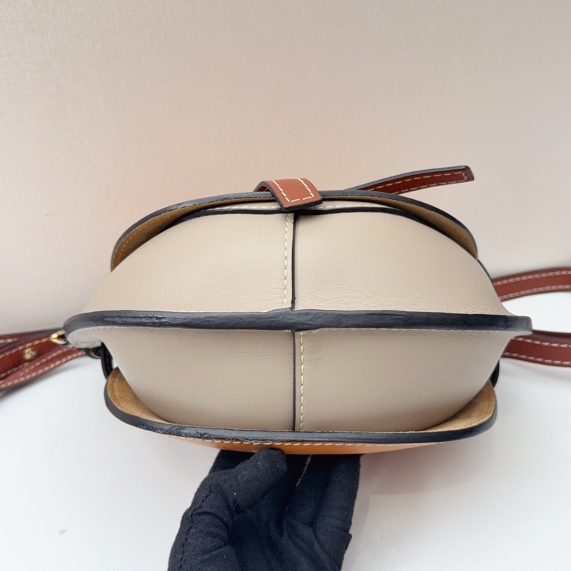 98新loewe羅意威 棕色拼卡其棕gate 馬鞍包 寬肩帶-8
