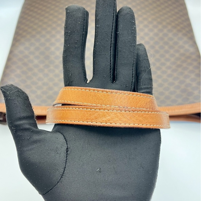 🏷️ Celine 肩背包-11