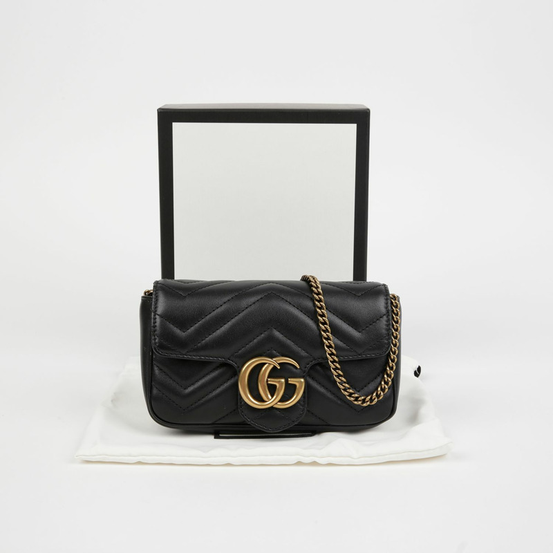 GUCCI GG Marmont 超迷你鏈條斜背包 476433-0