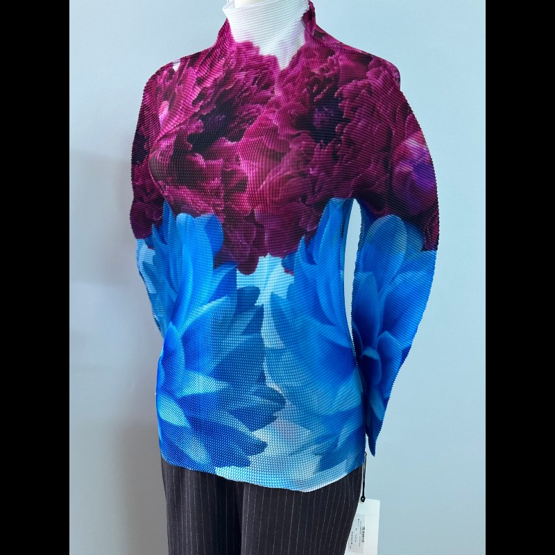 Pleats Pleasa 系列紫色藍色花卉褶皺上衣-2