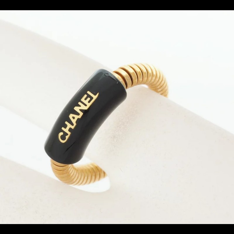 Chanel Vintage Logo黑色和金色蛇腹式戒指 -1
