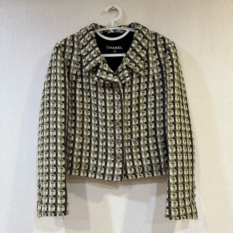 CHANEL jacket