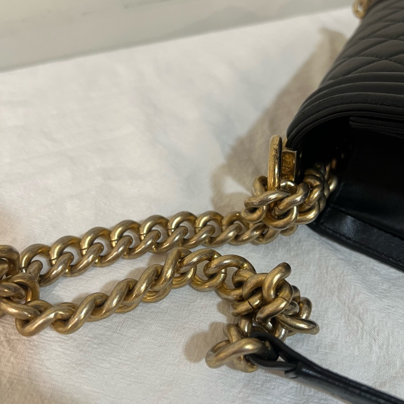 ෆ Chanel boy20黑金-8