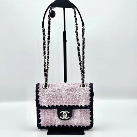 CHANEL 粉色毛呢金扣肩背斜背豆腐包19*14.5*5 99新配件塵袋