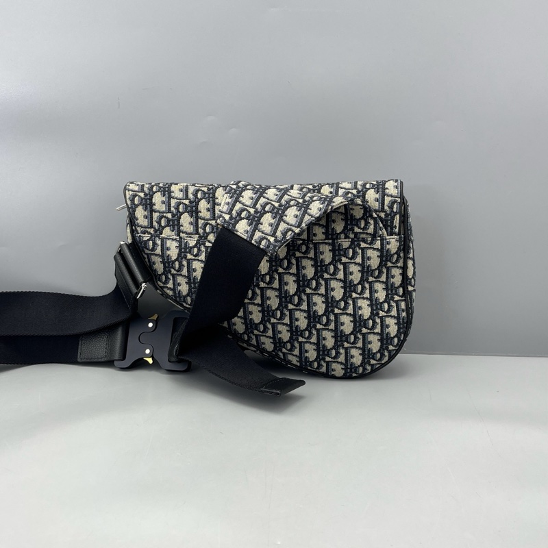 Dior迪奧馬鞍腰包老花藍 尺寸約26*20*4cm 20年-1