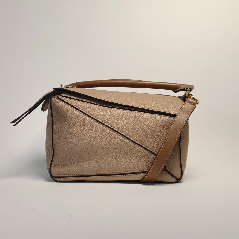 LOEWE Puzzle24幾何包小號奶茶色牛皮肩背包-0