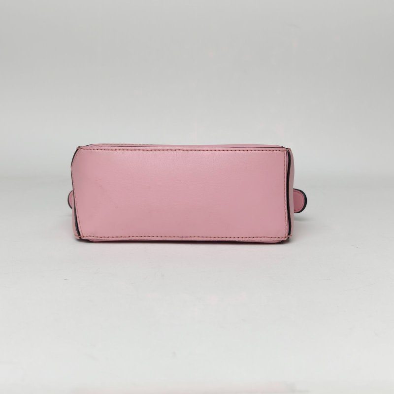 LOEWE Puzzle18幾何包迷你MINI粉色牛皮肩背包-4