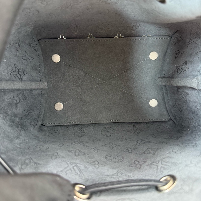 LV Bella 牛皮 黑色月光女神 部份五金帶膜 尺寸約22x14x19-6